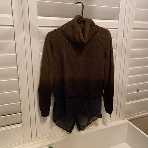 Ombré turtle neck sweater